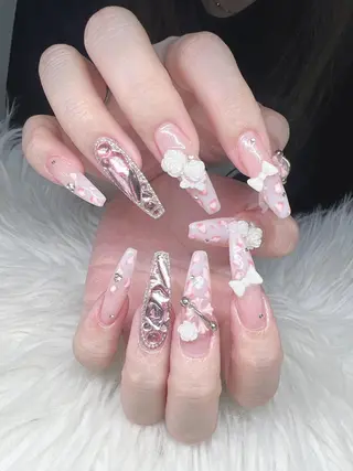 ネイル Lee Nailsのネイルデザイン