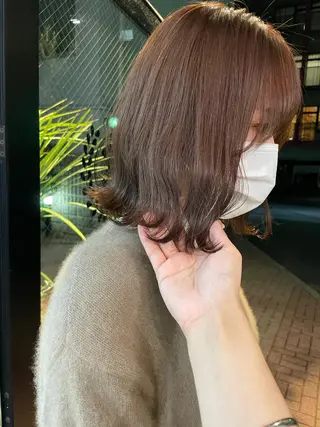 ミディアム カラー レイヤー/顔周り /AKARIのヘアスタイル