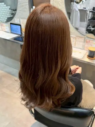 カラー さとう めいのヘアスタイル