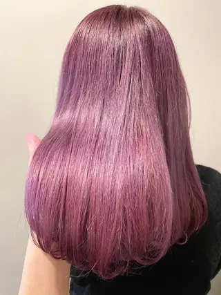 ロング カラー クワハラ イオリのヘアスタイル