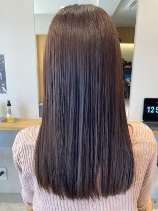 ロング カラー EMMA Satakeのヘアスタイル