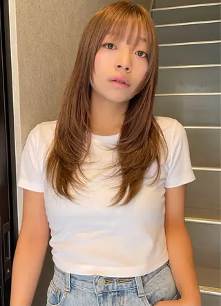 セミロング 三浦 ふたばのヘアスタイル