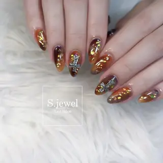 ネイル S. JEWELのネイルデザイン