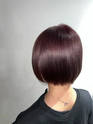 ショート カラー ogura hitomiのヘアスタイル