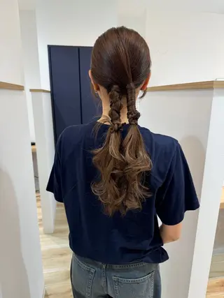 ロング ヘアアレンジ ヘアセット/レイヤー 赤み消し/はるかのヘアスタイル