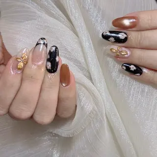 ネイル VV  Nail salonのネイルデザイン