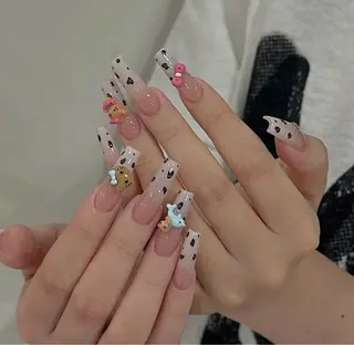 ネイル D-BEAUTY Nailsalonのネイルデザイン