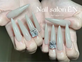 ネイル E.N🦋 長さ出し/持ち込みのネイルデザイン