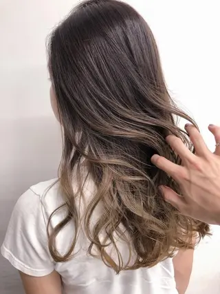 セミロング カラー パーマ ヘアアレンジ 【公式】amble luxe池袋東口🩷のヘアスタイル