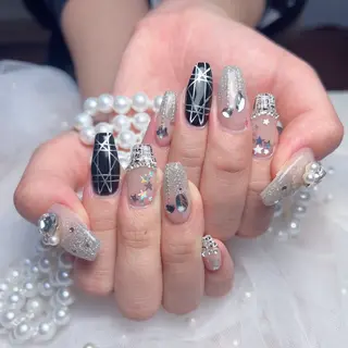 ネイル Maggie Nail🦩のネイルデザイン