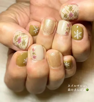 ネイル ショートネイル 森のさんぽ道のネイルデザイン