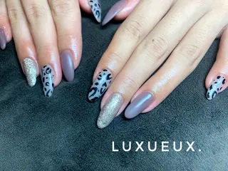 ネイル LUXUEUX春日店 (ルクソー)のネイルデザイン