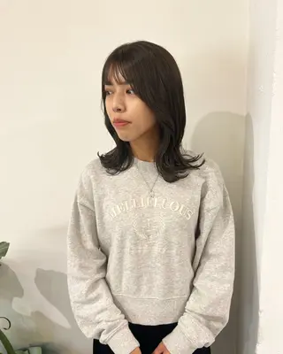 ミディアム cher. 新井瑞希のヘアスタイル