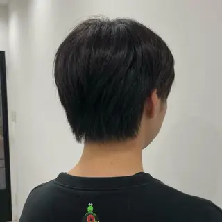 ミディアム メンズ ニシザカ マナのヘアスタイル