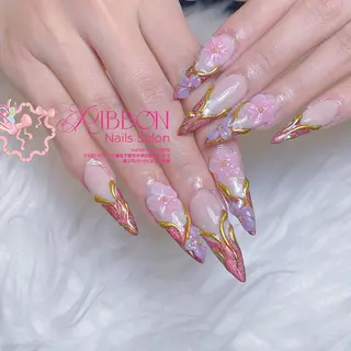 ネイル Luna ri..のネイルデザイン