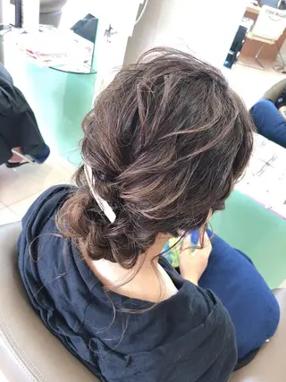 ミディアム 松田 みのりのヘアスタイル
