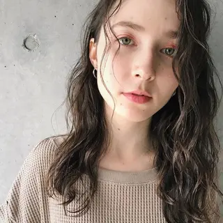 セミロング カラー パーマ ヘアアレンジ 松田 亮葉のヘアスタイル