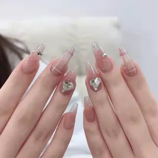 ネイル Luna Gladeのネイルデザイン