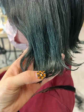 ショート カラー ヘアアレンジ サナ🌱 切りっぱなしボブのヘアスタイル