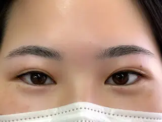 アイブロウ 𝚒𝚔𝚞𝚖𝚒 🪽✧˖°.のマツエク・マツパデザイン