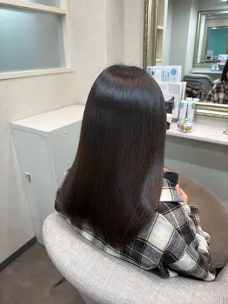 セミロング 髪質改善/縮毛矯正 アンナ🍊のヘアスタイル