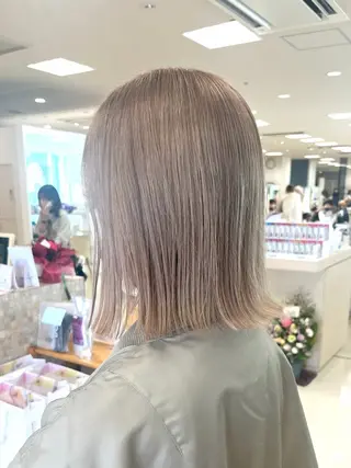ショート カラー 暖色/ブリーチカラー 🎀 M i k uのヘアスタイル
