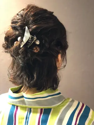 ショート ヘアアレンジ レイヤーカット 小山 悠のヘアスタイル