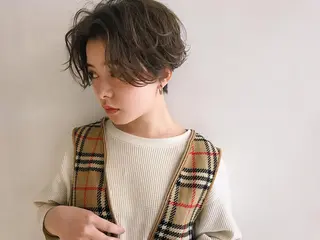 ショート カラー パーマ ヘアアレンジ 松田 亮葉のヘアスタイル