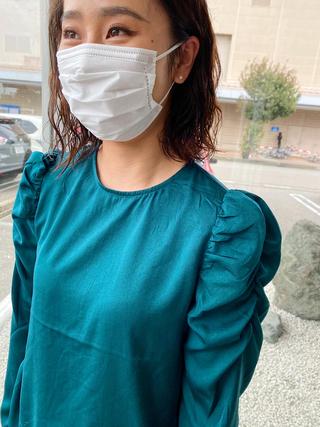 ミディアム 横地 凌のヘアスタイル