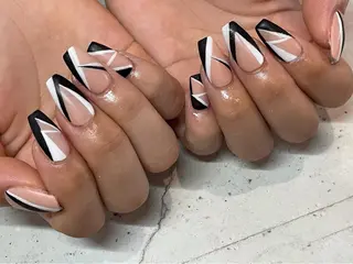 ネイル 韓国/ワンホン/長さ 出しつけ放題🎀のネイルデザイン