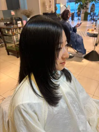 ロング 橋田 恵美のヘアスタイル