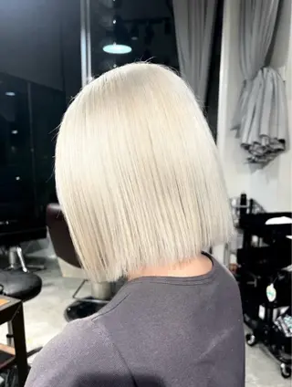 ミディアム カラー 🎀ハイトーン・艶 カラー HANA🎀のヘアスタイル