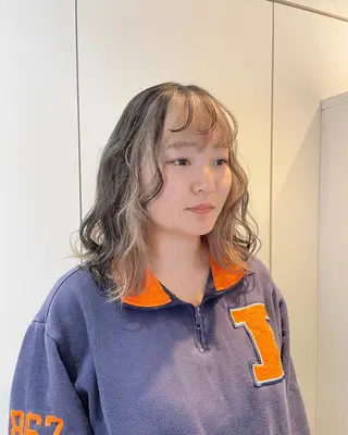 ミディアム 前田 菜奈子のヘアスタイル