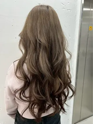 ロング カラー こうが JILLSTUDIOのヘアスタイル