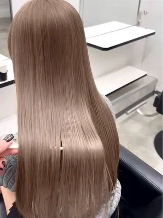 ロング カラー 透明カラー✨ ブラウンカラーひなたのヘアスタイル