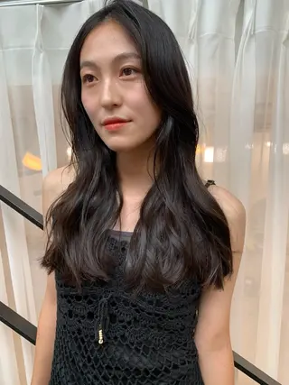 ロング オカモト ハルカのヘアスタイル