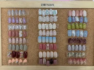 ネイル Dayna. moonのネイルデザイン