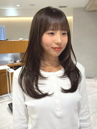 セミロング MISATO THIRD SHOPのヘアスタイル