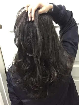 セミロング ロング カラー 若杉 諒のヘアスタイル
