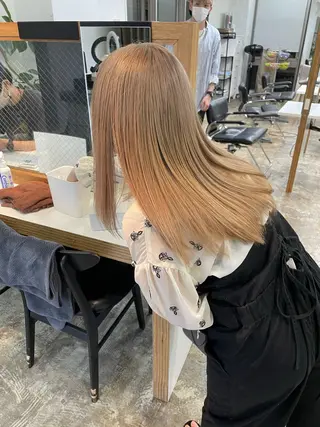 セミロング カラー 海外風パーマ カラー特化園田　楓莉のヘアスタイル