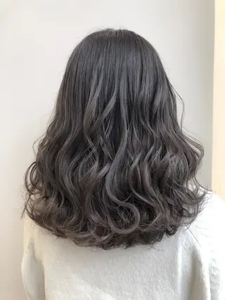 ミディアム カラー 【透明感、艶髪】西村 有司のヘアスタイル