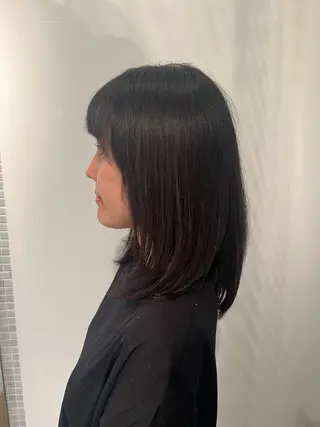 ミディアム 海老原 若菜のヘアスタイル
