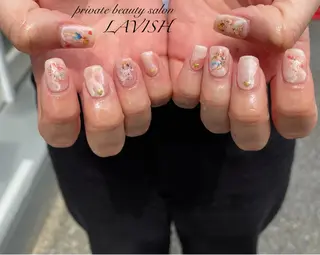 ネイル LAVISH 大和店 🤱子連れ大歓迎のネイルデザイン