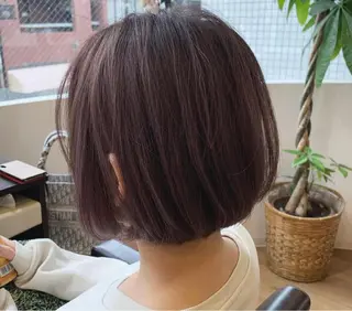 ショート カラー 人見知りさんでも安心 奥田 里佳子のヘアスタイル