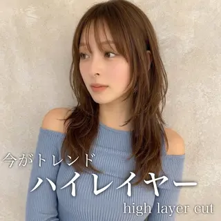 セミロング カラー ブリーチ縮毛矯正飛我 透けオリーブ淡色🫧のヘアスタイル
