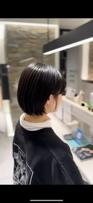 ショート 艶髪カラー🎀 RANのヘアスタイル