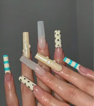 ネイル Noél_ Noaのネイルデザイン