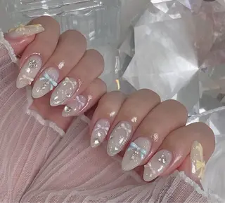 ネイル Lyna 池袋のネイルデザイン