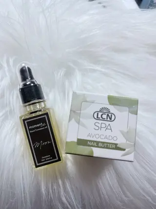 ネイル レイレア ネイルルームのネイルデザイン