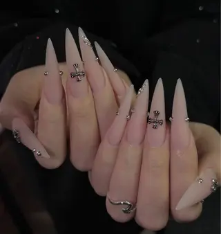 ネイル YURI NAILのネイルデザイン